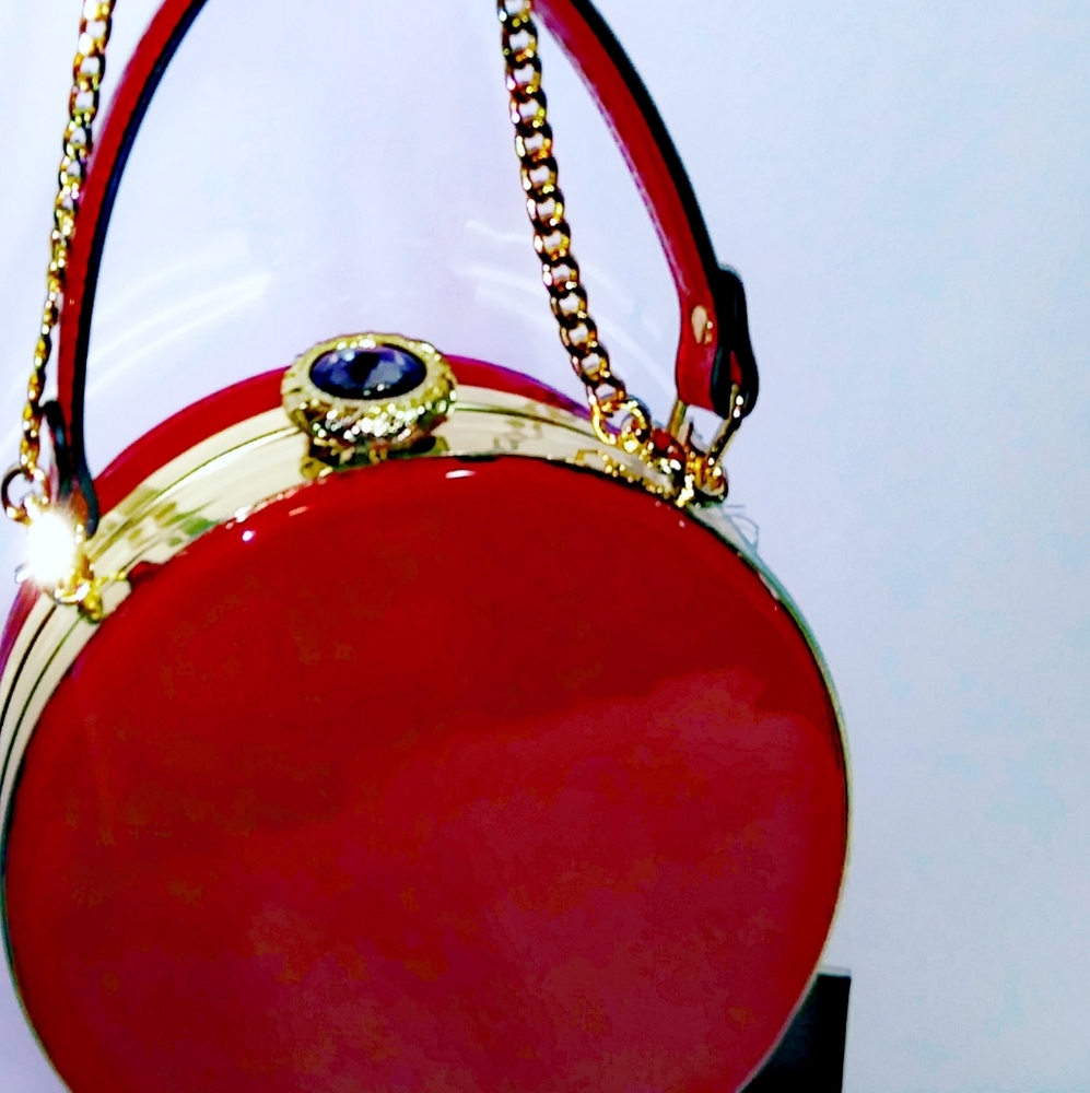 STUNNING RED HANDBAG - Picture 6 of 9